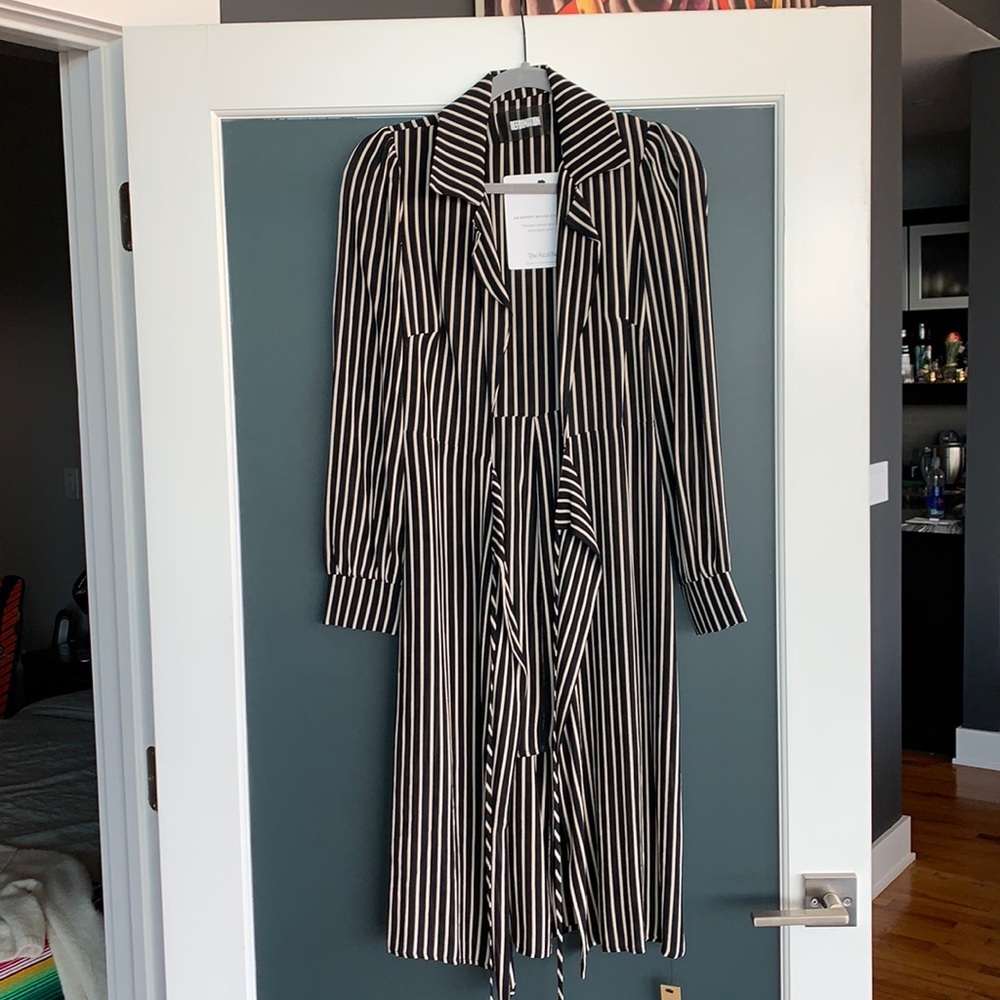 Reformation wrap dress size XS